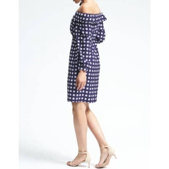 sale!Banana Republic Off Shoulder Gingham Dress - Picture 3 of 8